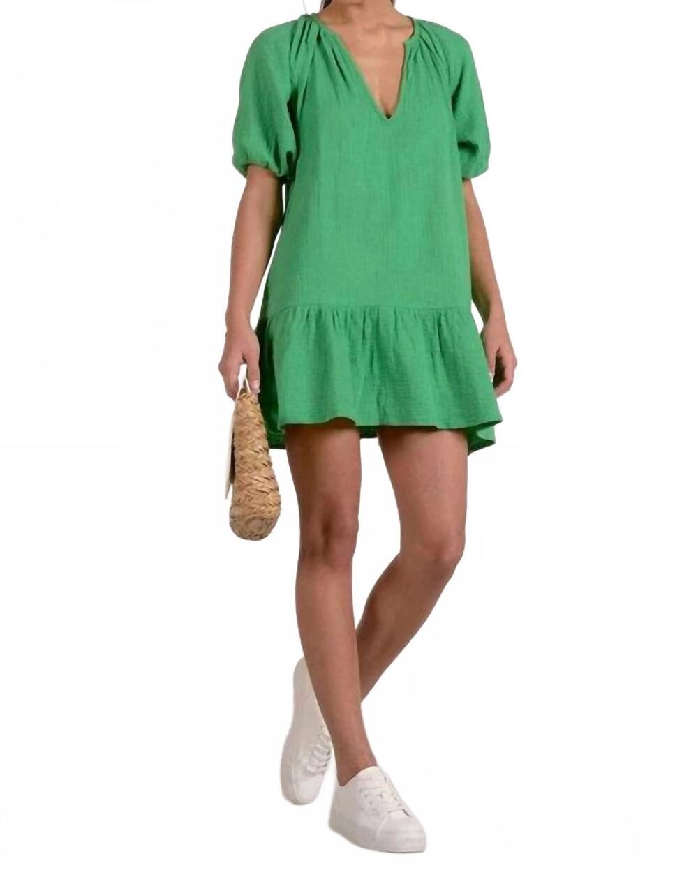 NEW ELAN the solo dress in green